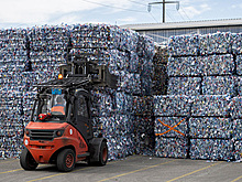 У меня есть ненужные вещи и вторсырье. Куда их отдать? И можно ли на этом заработать?