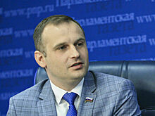 Леонов: Изменения в закупках дорогих лекарств надо обсудить с поставщиками