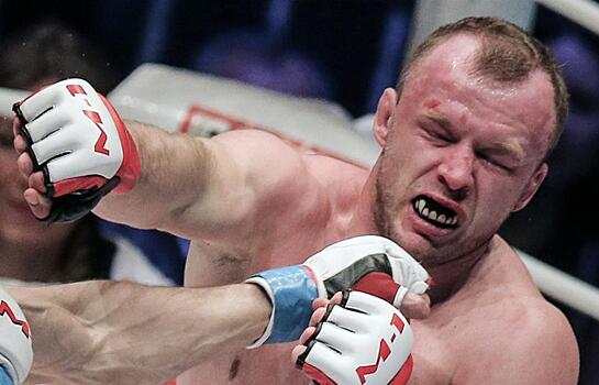 Шлеменко получил травму уха в бою против Токова