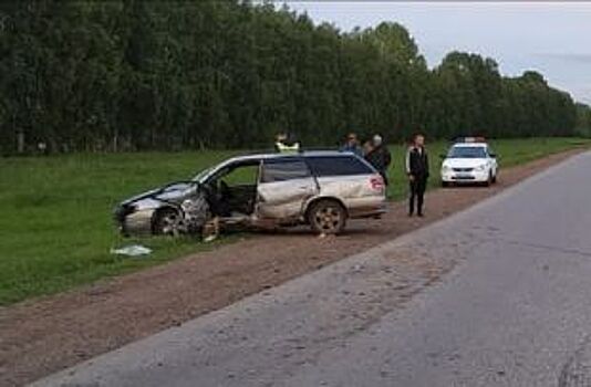 Пьяный водитель Nissan Avenir устроил ДТП, где пострадала его пассажирка