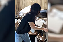 У Кортни Кокс есть грязный шкаф как у Моники в сериале «Друзья»