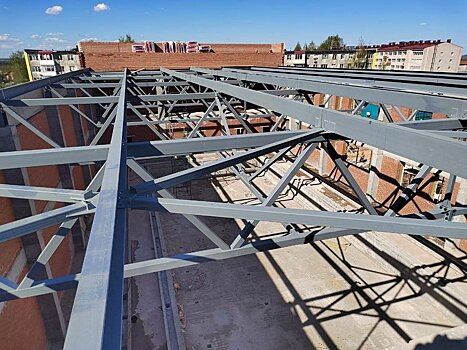 Строительство школы в Хохряках идёт с отставанием