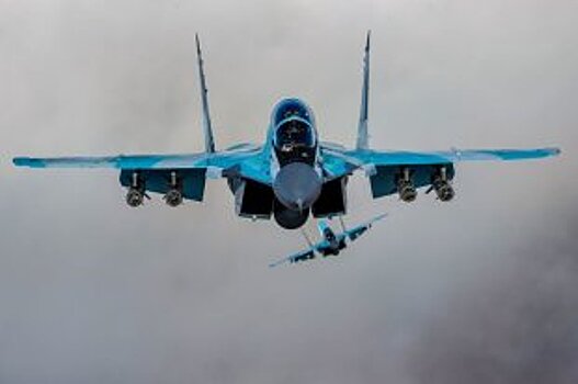 В России начались летные испытания новейших истребителей МиГ-35