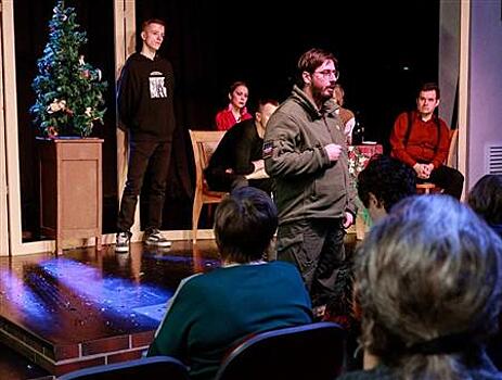 Премьера спектакля "Просто жить", посвященного военнослужащим СВО, прошла в Самаре