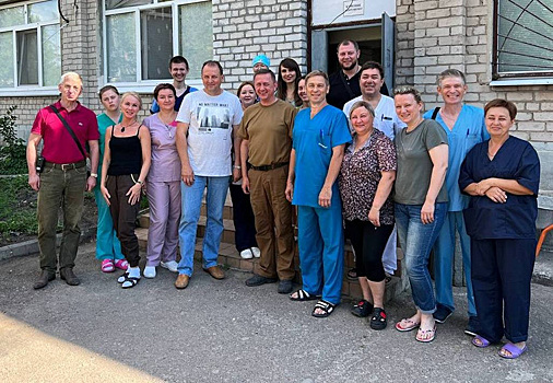 15 пермских врачей помогают жителям Северодонецка в ЛНР