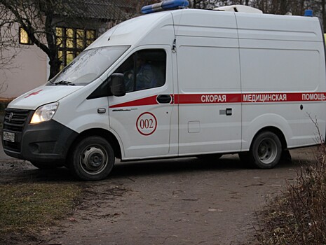 В Вышнем Волочке оштрафовали водителя скорой за проезд на красный свет