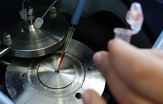 Новосибирские ученые научились распознавать гепатит по одиночному вирусу