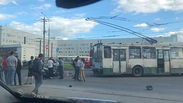 Мотоциклист погиб в ДПТ на Пошехонском шоссе