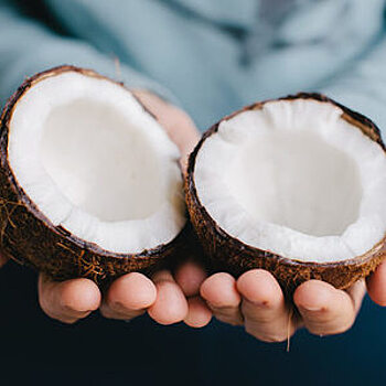 Чем полезно кокосовое масло и как его применять?