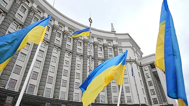 Главы минфина и минздрава Украины уходят с поста