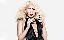 Леди Гага блеснула в платье дизайнера из Ярославля