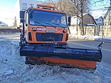 В Курске расчистили от снега улицы Ломакина и Карла Маркса