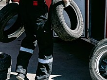 В Совфеде оценили предложение сократить период использования шипованной резины