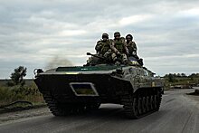 В ЛНР заявили о стягивании украинской техники на нескольких участках фронта