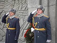 Новосибирск почтил память героев Отечества