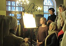 Воспитанники певческой школы храма в Петровском парке показали свое мастерство на литургии