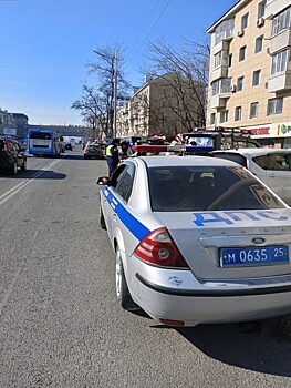 Цветочных торговцев гоняет полиция во Владивостоке