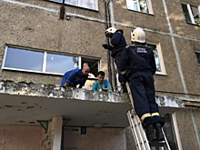 Юная саратовчанка выпала из окна восьмого этажа и погибла