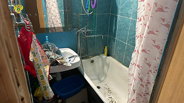 В Москве 17-летняя мать и бабушка вынесли на балкон труп утонувшей в ванной 2-летней девочки