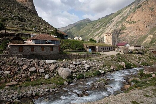 В горах Дагестана камнепад повредил газопровод