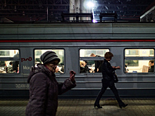 Песенный флешмоб устроили на псковском вокзале