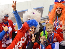 Консул РФ добился отмены депортации для болельщиц