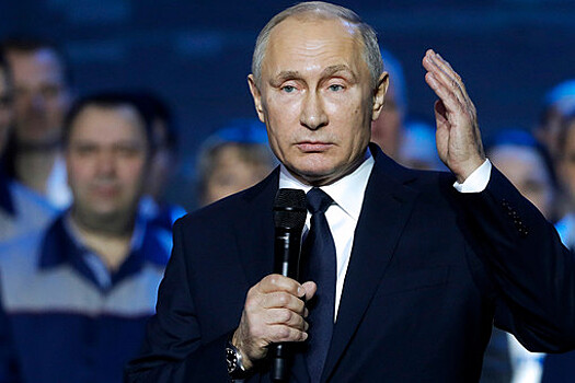 Песков: Путин пока не сообщал о самовыдвижении