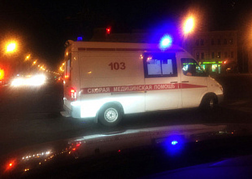 Иномарка загорелась в результате ДТП на Ростовской набережной