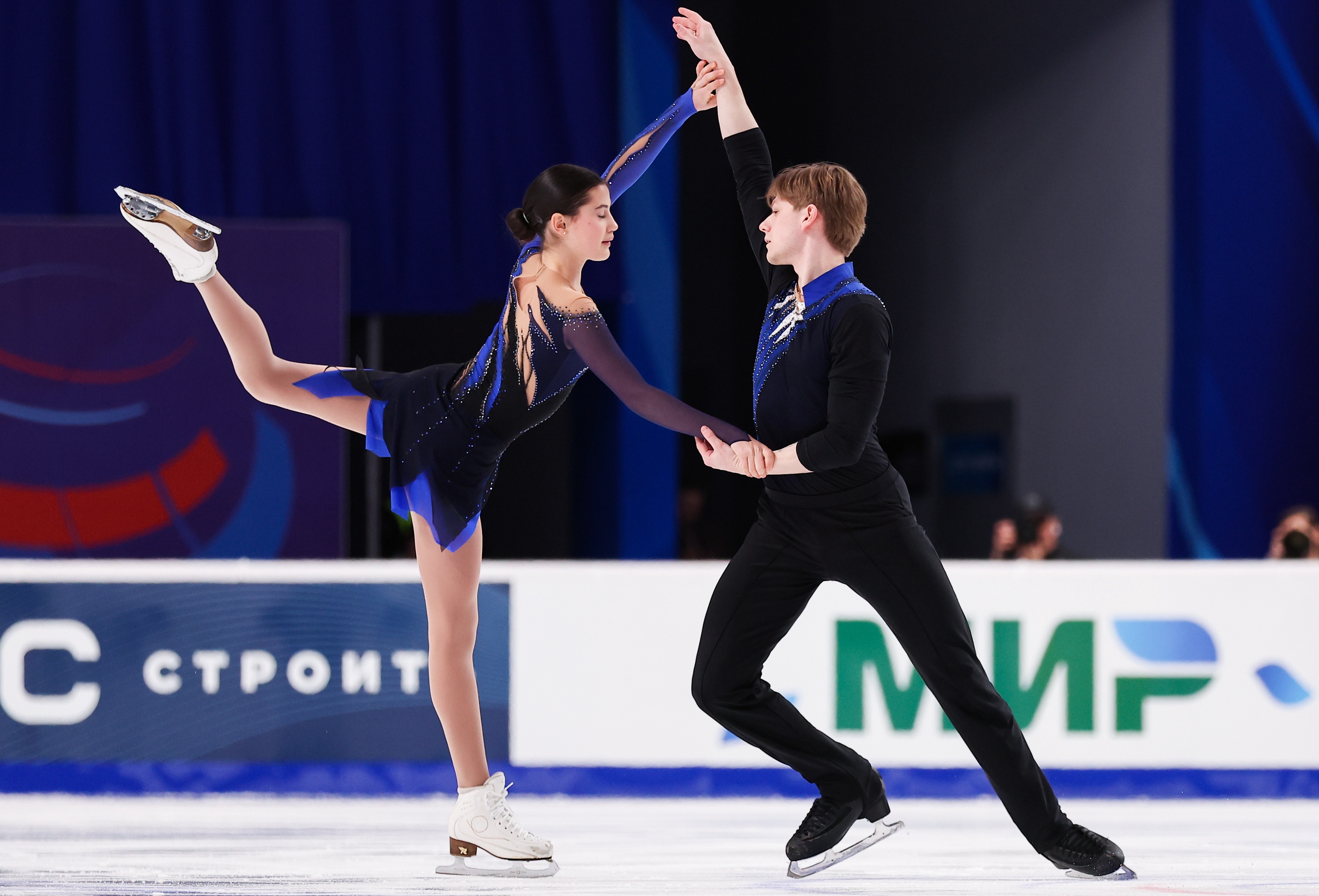 Команда Москвы выиграла Кубок Первого канала по фигурному катанию.