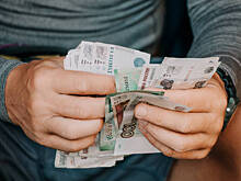 Новосибирцам рассказали, что от наличных можно получить кишечную инфекцию