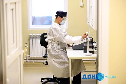 В Донецке три человека погибли и восемь попали в больницу, отравившись неизвестным веществом