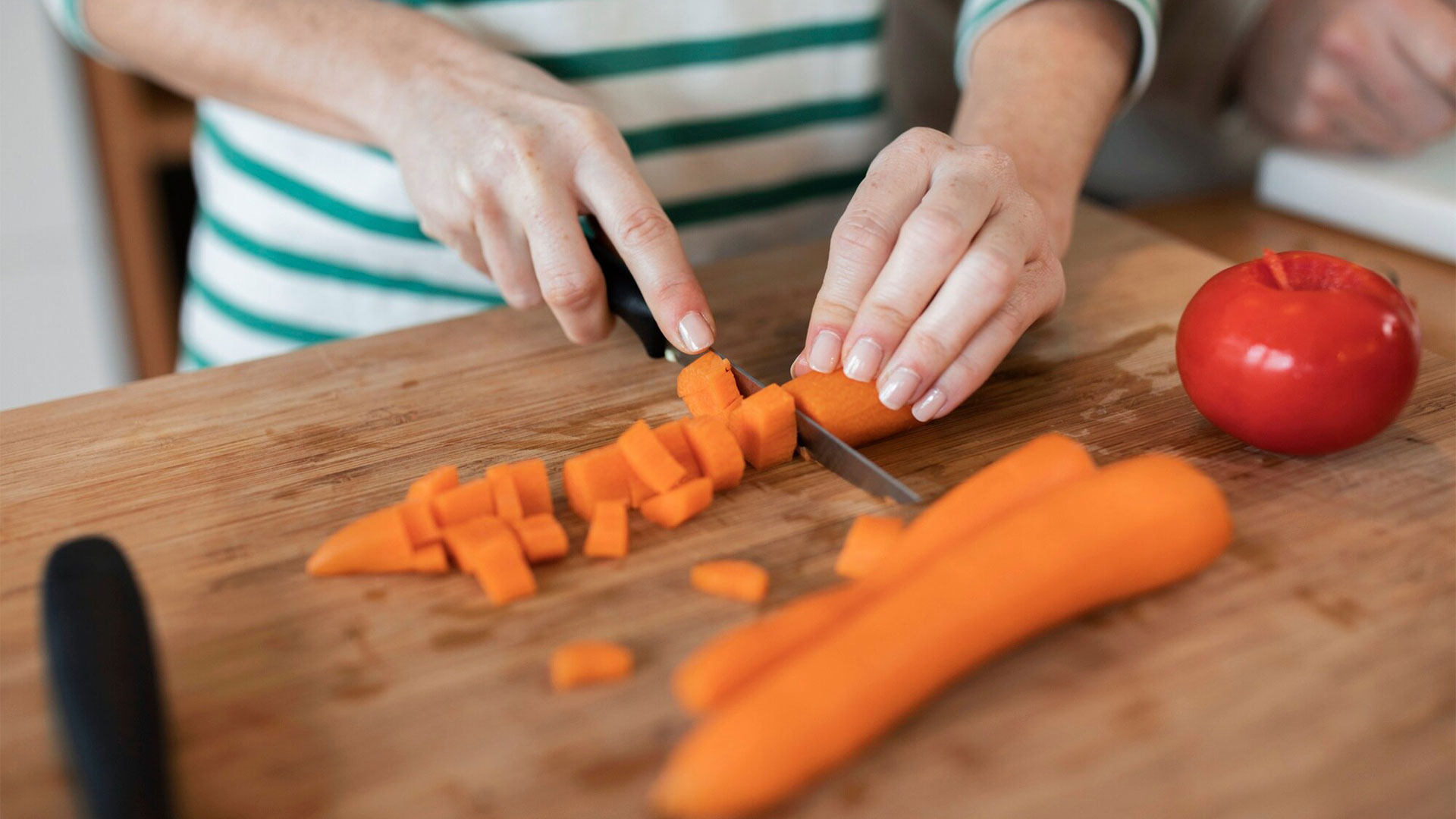 Как военная пропаганда породила миф о пользе моркови для глаз