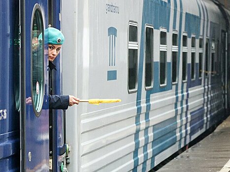 Все поезда "Таврия" вошли в график после схода цистерн с бензином под Тамбовом