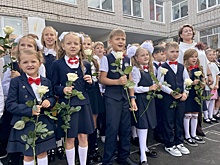 Председатель ЗСНО Евгений Люлин посетил школьные линейки в Дзержинске