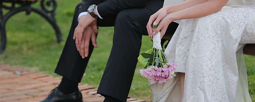 Правительство РФ поддержало меры против фиктивных браков с иностранцами