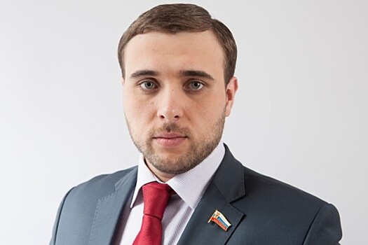 Лидер ЛДПР Андрей Потапов призвал ярославцев не отсиживаться на кухне