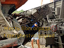 Baza: водитель КамАЗа и машинист поезда, столкнувшихся под Волгоградом, выжили