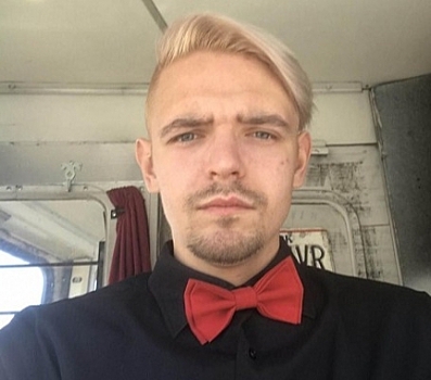 Моднейший человек: внешний вид водителя трамвая восхитил челябинцев