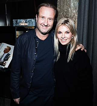 Семейная идиллия: Наталья Бардо и Марюс Вайсберг вышли в свет вместе после слухов о проблемах в браке