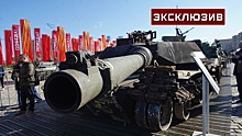 Танк Abrams продемонстрировал дыру от снаряда на выставке в Москве
