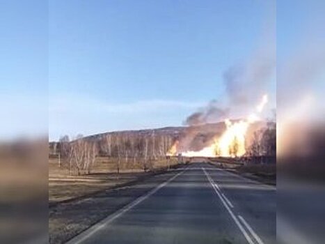 В Башкирии продлили перекрытие трассы из-за возгорания газопровода