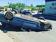 В Перми перевернулся автомобиль, внутри которого был шестилетний ребёнок