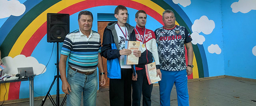 Спортсмен из Удмуртии завоевал второе место на чемпионате России по плаванию - спорт слепых