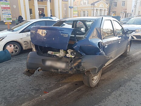 Мужчина и двое детей пострадали в ДТП в Твери