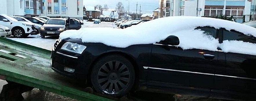 Приставы арестовали премиальный кроссовер Audi Q8 екатеринбуржца за злостную неуплату алиментов
