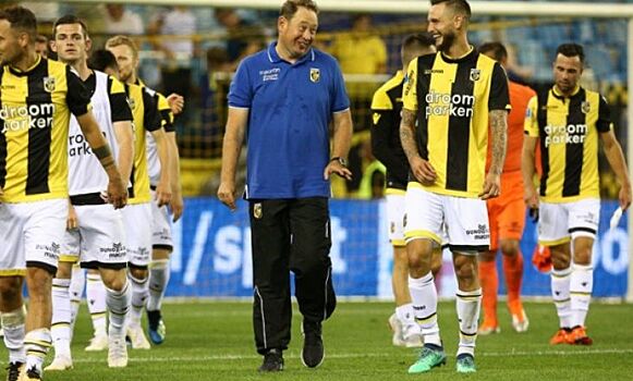 В "Витессе" Слуцкого произойдут массовые перестановки