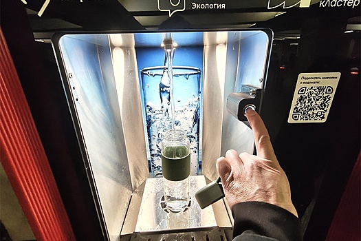 Эксперт Бурнашев рассказал, как очищают воду для водомата в московском метро