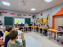 Общественники транспортной полиции Крыма посетили Лозовскую школу-интернат