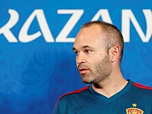 Экс-хавбек "Барселоны" Иньеста может перейти в аргентинский клуб