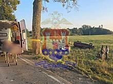 Перевернулись две машины: перед въездом в Поваровку произошла жуткая авария